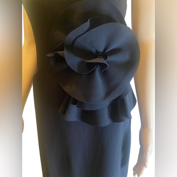 Betsy & Adam Rosette MIDI Dress - Picture 6 of 7